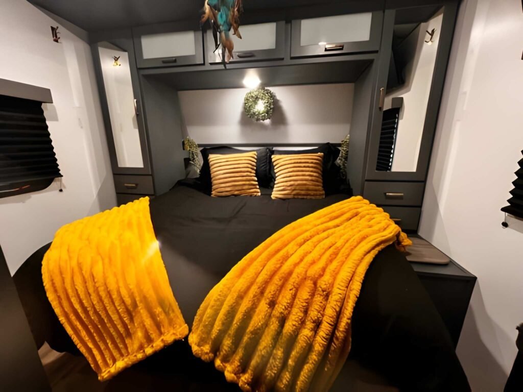 One-Bedroom Luxury Mobile Home